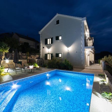 Villa Sun Garden - 4 Star Villa With Heated Swimming Pool, Quiet Bay, Bbq, 50M From The Sea Milna (Brac) Exterior foto
