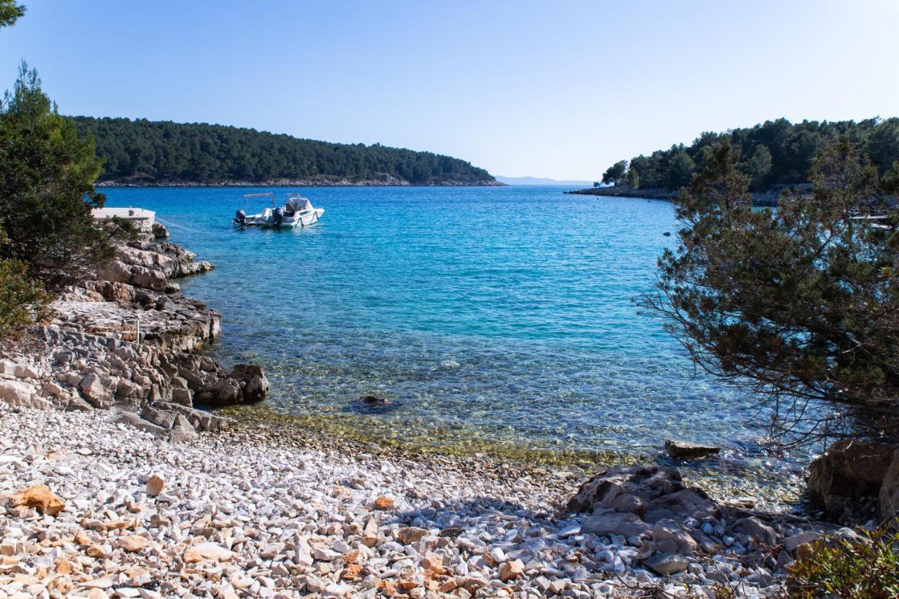 Villa Sun Garden - 4 Star Villa With Heated Swimming Pool, Quiet Bay, Bbq, 50M From The Sea Milna (Brac) Exterior foto