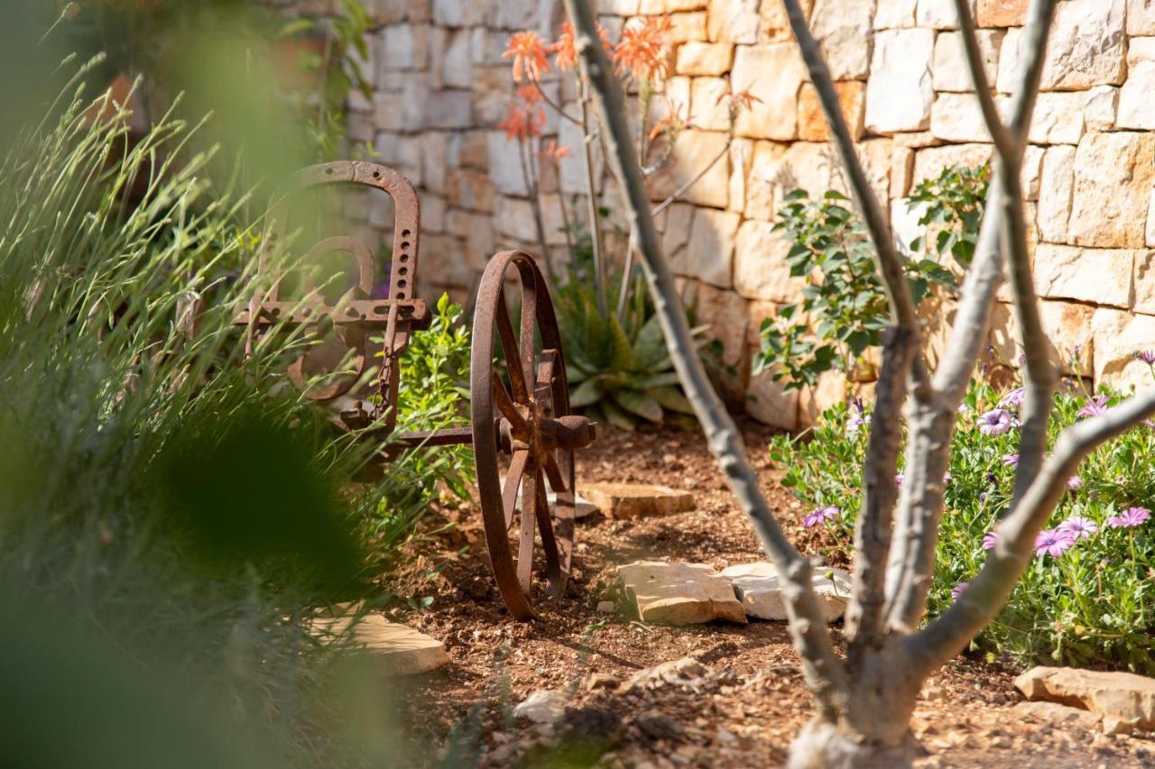 Villa Sun Garden - 4 Star Villa With Heated Swimming Pool, Quiet Bay, Bbq, 50M From The Sea Milna (Brac) Exterior foto