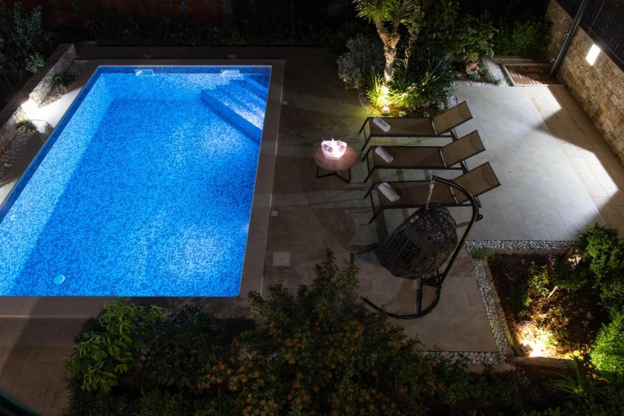 Villa Sun Garden - 4 Star Villa With Heated Swimming Pool, Quiet Bay, Bbq, 50M From The Sea Milna (Brac) Exterior foto
